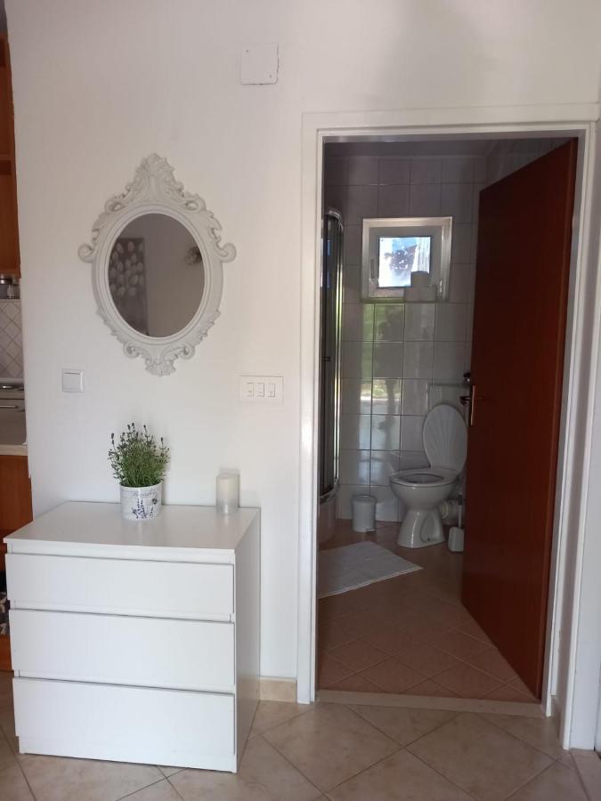 Apartman Nika Ražanac Dış mekan fotoğraf